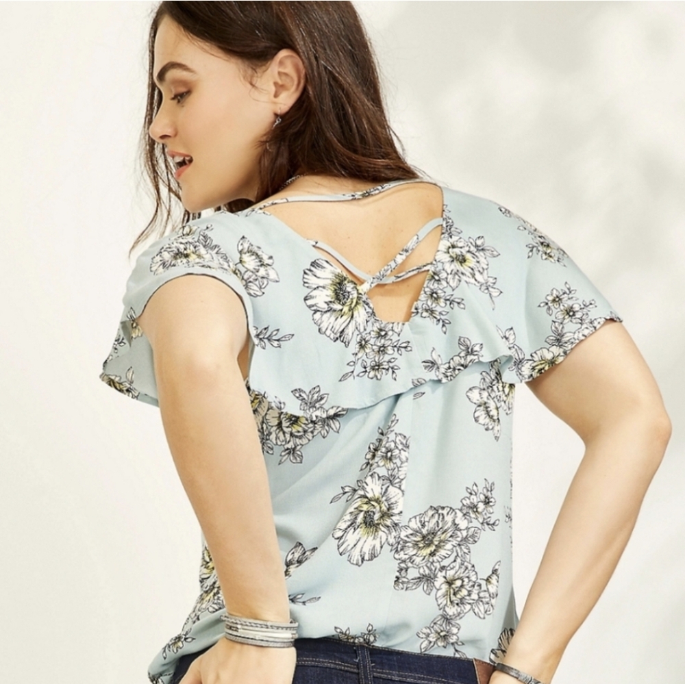 Maurice's medium criss cross back floral top